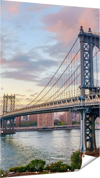 Gards Tuinposter Manhattan Bridge Brug in New York - 120x180 cm - Tuindoek - Tuindecoratie - Wanddecoratie buiten - Tuinschilderij