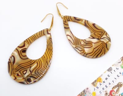 Jeannette-Creatief® - Resin - Druppel Groot - Oorhangers - Oorbellen Dames - Oorbellen Tijgerprint - Dierenprint - Statement oorbellen - Goudkleurige RVS Oorbelhaakjes - Bohemien - IBIZA - Tijger - Druppelvormige oorbellen