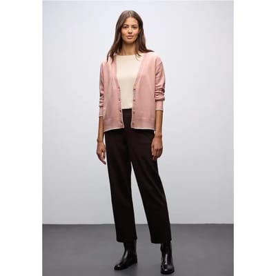Vest met contrasterende details