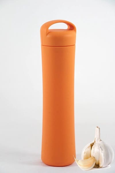 Mastrad - knoflookpers - knoflookpeller - bewaartube - oranje - siliconen - 15cm