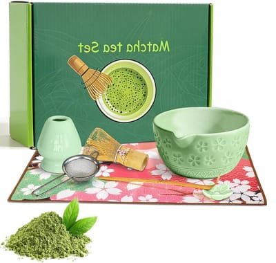 Complete 7-delige Matcha Set met keramische chawan, schenktuit en bamboebezem voor authentieke Matcha ceremonie en heerlijke Matcha Latte, ideaal als cadeau voor liefhebbers van groene thee