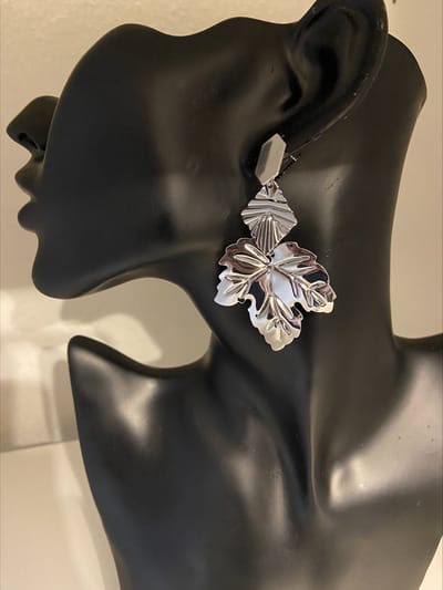 Blad oorbellen | | Make up | Parfum | Moederdag | Verjaardagscadeau| Cadeautje| Valentijnsdag| Kado | sieraden | vaderdag | oorbellen | oorsieraden