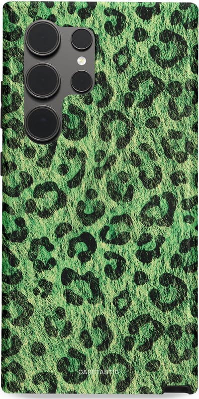 Casetastic hoesje geschikt voor Samsung Galaxy S24 Ultra - Dubbellaagse bescherming - Groene Panterprint - Fashion Case - Donkergroen Zwart