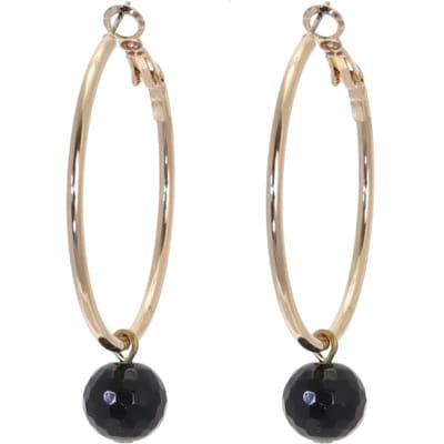 Behave - Goudkleurige oorringen met zwarte ronde natuurstenen hanger - Fashion sieraden