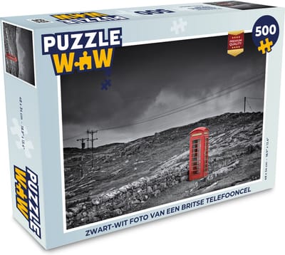 Puzzel Zwart-wit foto van een Britse telefooncel - Legpuzzel - Puzzel 500 stukjes