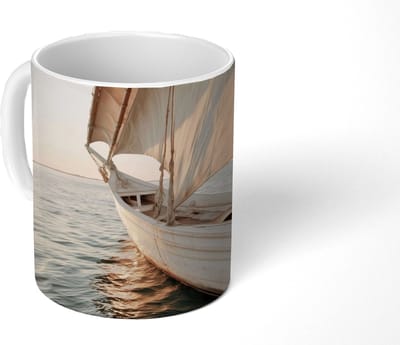 Mok - Koffiemok - Zeilboot - Zee - Beige - Zon - Mokken - 350 ML - Beker - Koffiemokken - Theemok