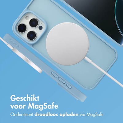 imoshion Hoesje - Geschikt voor iPhone 16 Pro - Color Guard Backcover geschikt voor MagSafe - Lichtblauw