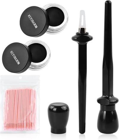 Eyeliner Sjablonen Set met 2 Flessen Zwarte Eyeliner en 50 Wattenstaafjes voor Perfecte Oogmake-up en Herbruikbare Tools voor Vrouwen en Meisjes