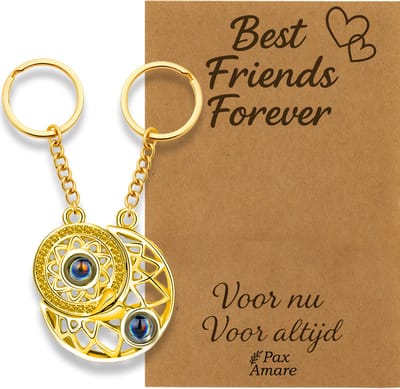 BFF Sleutelhanger voor 2 'Best Friends Forever' - Rondjes ILY IN 100 TALEN - Sleutelhangers op Cadeau Kaartje - Goudkleurig - Vriendschap Symbool - Pax Amare