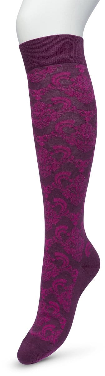 Bonnie Doon Dames Bloemen Kniekousen Donker Paars maat 36/42 - Knie Kousen - Gebloemd Patroon - Bloemen Print - Uitstekend draagcomfort - Ornament Knee High - Kniesokken - Zakt niet af - OEKO-TEX - Crushed Violets - BP221701.192