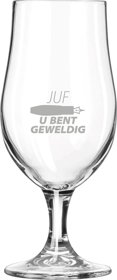 Gegraveerde bierglas op voet 49cl een betere juf bestaat niet