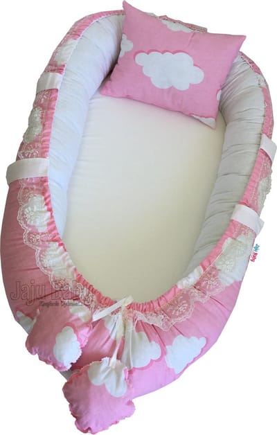 SNS Baby - Babynestje en Hoofdkussen- Roze Bewolkt - 74 x 40 cm