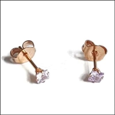 Aramat Jewels | Oorbellen | Oorbellen – RVS Roségoudkleur met Lila Vierkante Zirkonia (3mm) | | | |3mm | Staal | Kinderen, Volwassenen | Verkleurd niet
