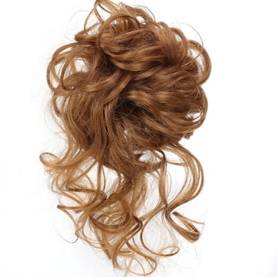 Amberkleurige haar scrunchie met krullen – synthetische haarstuk knot – elastische haar bun extension – natuurlijk ogende opsteek haar accessoire voor dames