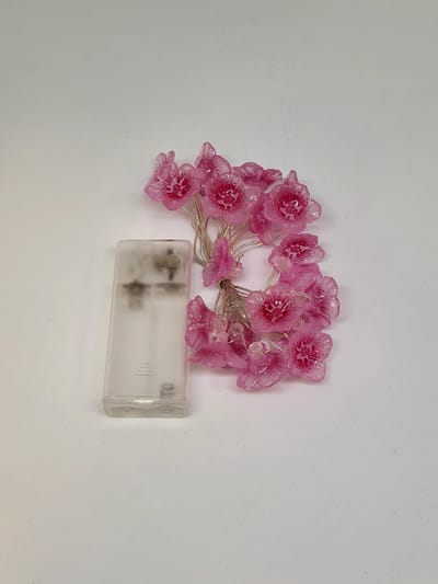 Jumada's - Roze Bloemen Blossom - Sfeerverlichting - Feestverlichting - Multi Colour - 20 LED Lampjes op Batterij - 2 Meter - Licht Snoer Lichtslinger