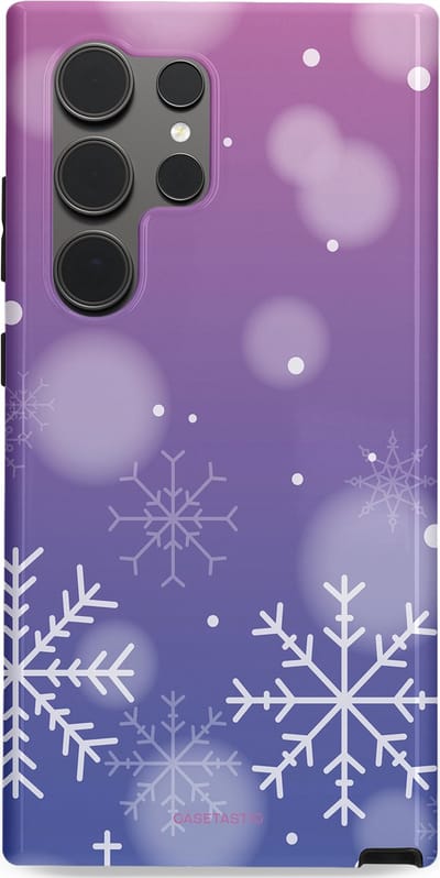 Casetastic hoesje geschikt voor Samsung Galaxy S24 Ultra - Dubbellaagse bescherming - Winter Sneeuw Paarse Roze Gloed - Fashion Case - Lavendel