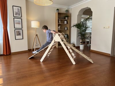 Houten klimrek met glijbaan voor peuter | Pikler driehoek | Speeltoestel | Klimdriehoek kinderen inklapbaar met glijbaan | klimhelling regenboog / Klimbord | Montessori klimboog | Pikler schommel | Balanceerbord | Montessori houten speelgoed