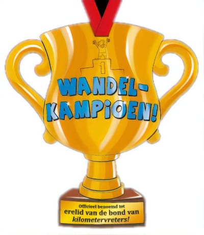 Paper Dreams Trofee Wandelkampioen 33 Cm Karton Goud
