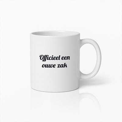 Grappige Koffiemok – “Officieel een Ouwe Zak” – Humoristisch Verjaardagscadeau voor Mannen, Pensioen & Gek Cadeau