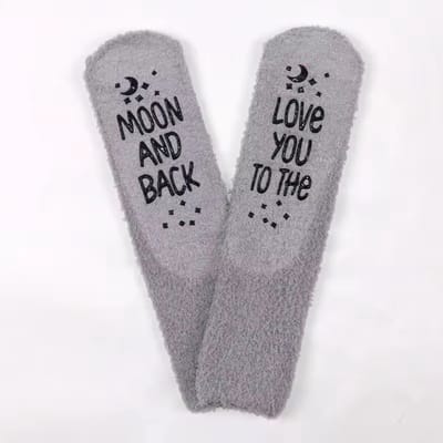 SilverAndCoco - Hou van Jou Vrolijke Huis Sokken Foute / Leuke Happy Grappige Valentijn Dikke Warme Vrouwen Mannen Socks / Verliefd Sok Outfit Katoen / Vrouwen Valentijns cadeau voor hem met Tekst Vriendin Vriend Vrouw Liefde - Love You to the Moon