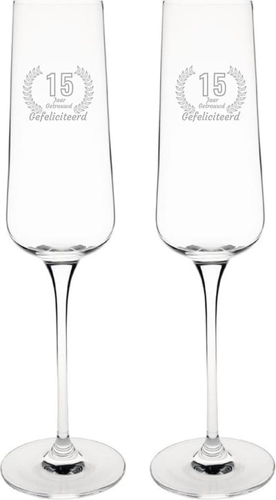 Gegraveerde set champagneglazen 27cl Gefeliciteerd 15 jaar getrouwd