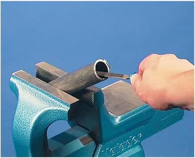 Halfronde werkplaatsvijl 200 mm met ergonomisch heft - ideaal voor grove verspaning