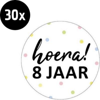 30x Sluitsticker Hoera 8 jaar! | 40 mm | Traktatiesticker Hoera | Cadeausticker | Sluitzegel | Sluitsticker | Traktatie - Verjaardag - Feest | Sticker 8e verjaardag | Kinder traktatie
