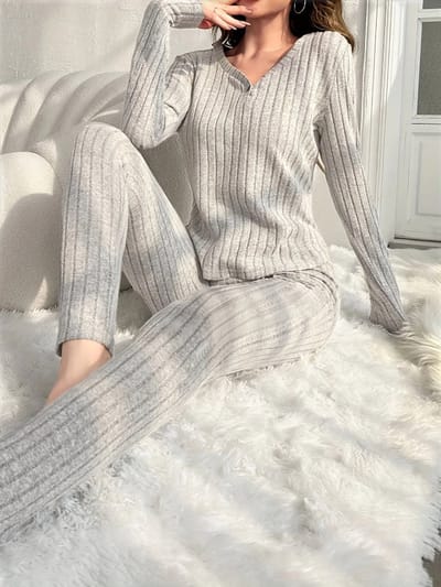 Dames Pyjama Set 2-delig – Warme Fleece Pyjama met Lange Mouwen & Broek – Comfortabele Loungewear, Huispak, Nachtkleding, Slaapset voor Herfst en Winter – Effen Kleur – Maat M