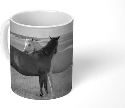 Mok - Koffiemok - Paarden - Dieren - Portret - Zwart wit - Platteland - Mokken - 350 ML - Beker - Koffiemokken - Theemok