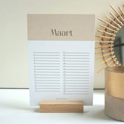 Verjaardagskalender beige - Staand in houder - A5 formaat