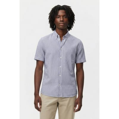 French Connection Seersucker Pocket Stripe Short Sleeve Shirt Marine Size: XS | Casual Shirts Outlet | Heren | Blauw