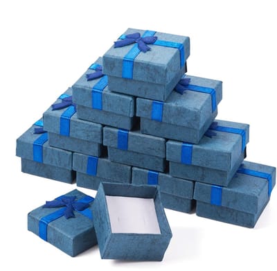 Dailygoods- Geschenkdoos 12 Stuks - Kartonnen Dozen - Sieraden Opslag - Cadeauverpakking - Strik Lint - Hoogwaardig Materiaal - 4x4 cm - Sieradendoos