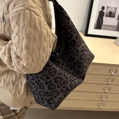 Tas met luipaardprint met grote capaciteit voor dames Herfst Nieuwe mode okseltas voor dames Ins Luipaardprint pendeltas voor dames black