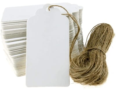 Dailygoods- Papier Tags 100 stuks - Kraft Papier - 4,5x9 cm - DIY Wenskaarten - Gift Tags - Bruin Koord 20m - Voorgeperforeerd