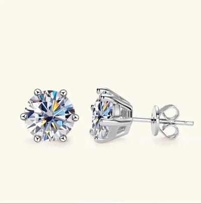 Oorknoppen met labaratorium gecreeerde moissaniet - 0.5ct - 925 sterling zilver verguld - Moissaniet - 5mm - The Jewellery Salon