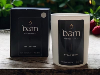 BAM Mini Strawberry Geurkaars – Aardbei Kaars met Houten Wiek – Vegan Geurkaars van Zonnebloemwas – 25 Branduren – Handgemaakt in België