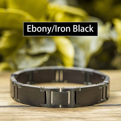 Armband - Donker bruin - Ebony houten – L 21.5 cm - combineert een warme - Zwart - mat - tint hoogwaardig roestvrij staal (316L) voor een tijdloze en verfijnde uitstraling.
