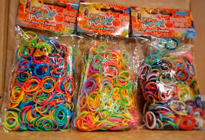 3 zakjes Loombandjes Loom Twister Neon Mix 3 x 600 bandjes inclusief haakjes en tools
