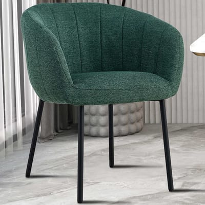 Eetkamerstoel Sevilla Groen – Met Armleuningen – Stoffen Bekleding – Zwarte Metalen Poten – Per Stuk