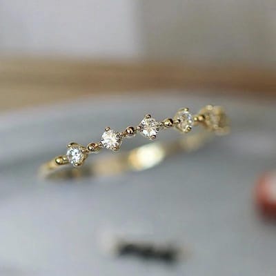 Huitan Schitterende Kleine Zirkonia Ringen voor Vrouwen Goudkleur Minimalistisch Dunne Band Temperament Vingerring Statement Sieraden 6 gray