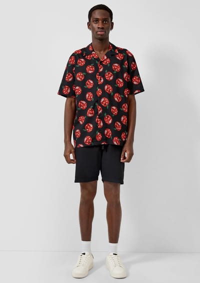 s.Oliver -qs Hosen Black Größe: S | Kurze Sporthosen Outlet | Herren | Schwarz