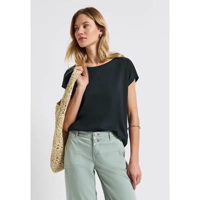 Shirt met gehaakte details