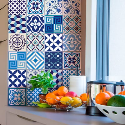 Zelfklevende tegelmuurstickers voor keuken en badkamer - 24 cementtegelstickers (AZULEJOS LENDRO) - 24 stickers, 10x10cm