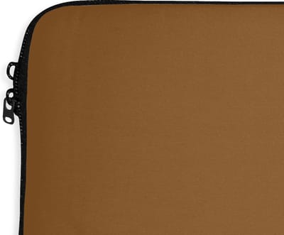 Laptophoes 13 inch - Bruin - Aardetint - Effen kleur - Laptop sleeve - Binnenmaat 32x22,5 cm - Zwarte achterkant - Back to school spullen - Schoolspullen jongens en meisjes middelbare school - Macbook air hoes - Chromebook sleeve