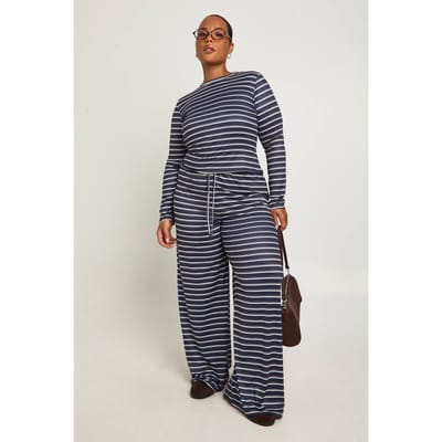 boohoo Dames Plus Gestreept Lange Mouw Aansluitend Top En Wijde Pijpen Broek | Marineblauw | Maat: 44