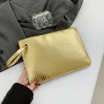 Modieuze Nieuwe Koreaanse Versie met Grote Capaciteit Lichtgewicht en Modieuze Textuur Eenvoudige Zomer Effen Kleur Verander Enveloppe Clutch beige