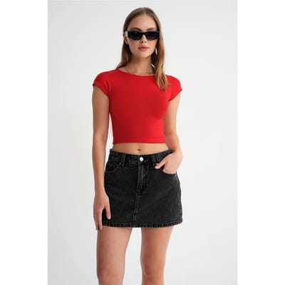 Slim Fit Cropped T-Shirt