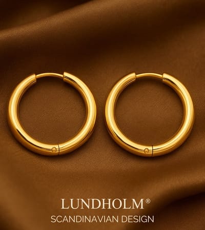 Lundholm Luxe Klassieke Hoops Oorbellen Gold Plated - Oorringen Dames Goudkleurig - Premium Stainless Steel Gold PVD Plated - Waterproof & Hypoallergeen - Cadeau voor Haar Tip - Luxe Cadeau Verpakking