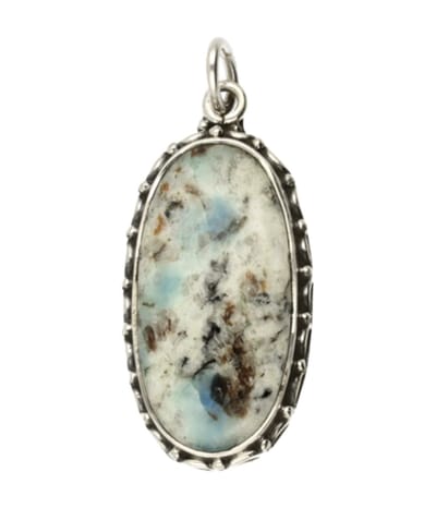 Zilveren Manta rog met bewegende staart ketting hanger