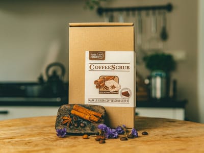 Maak je eigen koffie zeep - Coffee Scrub - DIY zeep